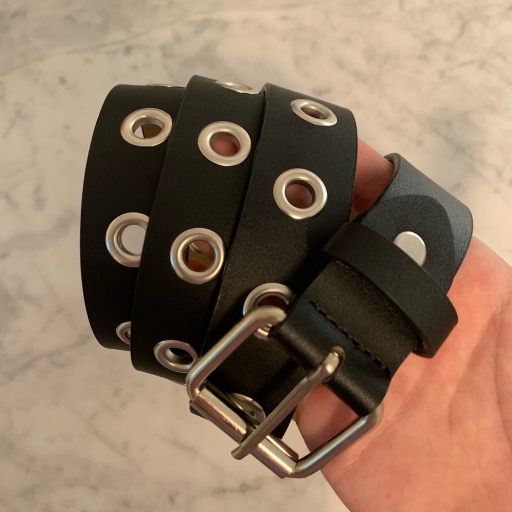 PU eyelet belt